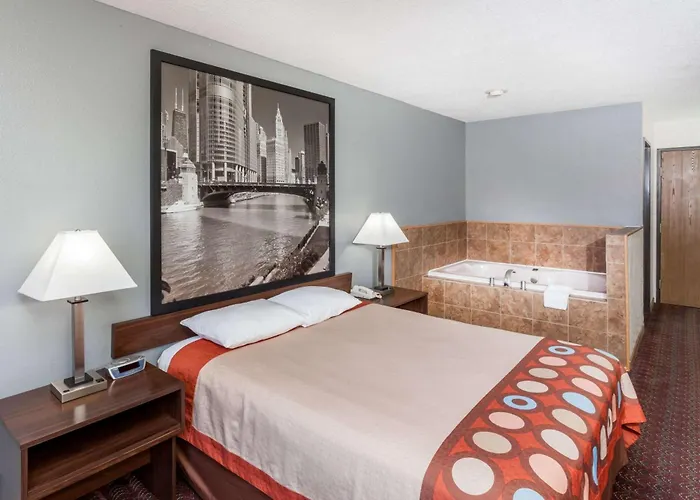 Super 8 By Wyndham Pekin/peoria Area 3*